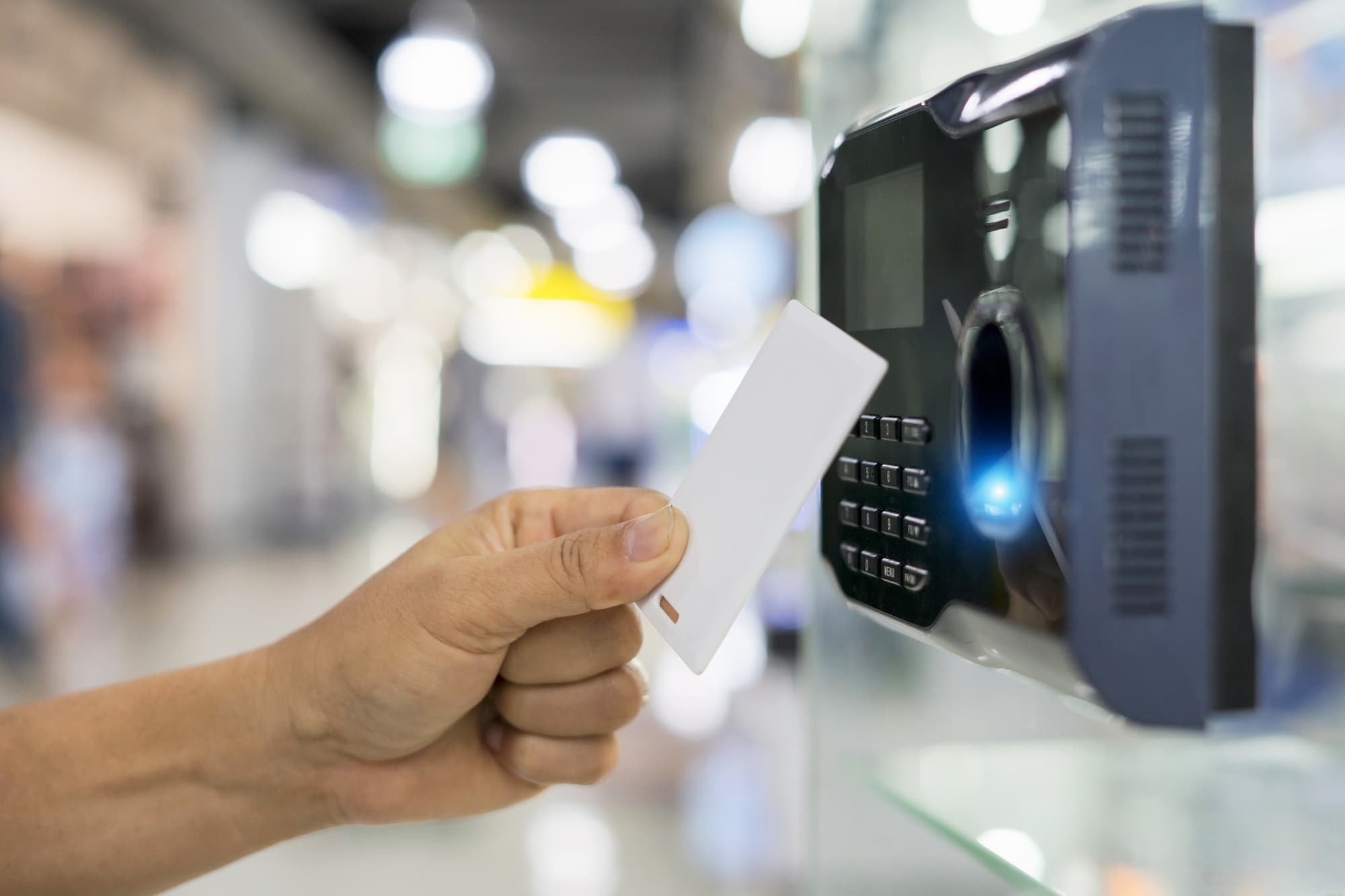Vid&eacute;osurveillance ou syst&egrave;me de d&eacute;tection d’intrusion : quel syst&egrave;me de s&eacute;curit&eacute; installer en entreprise ? Mulhouse
